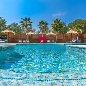 les-bastides-saint-paul.fr-provencehotel.com/